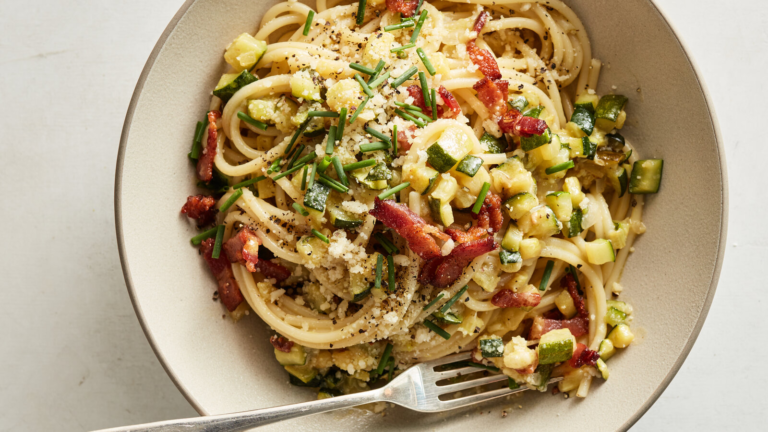 ZUCCHINI NOODLES WITH BACON VINAIGRETTE