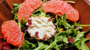 HOW TO MAKE ARUGULA AND GRAPEFRUIT SALAD