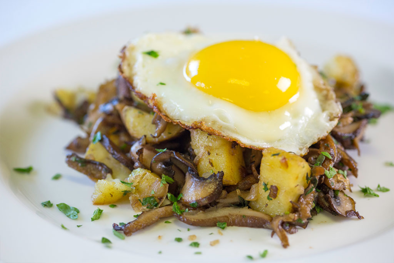 MUSHROOM HASH WITH POACHED EGGS