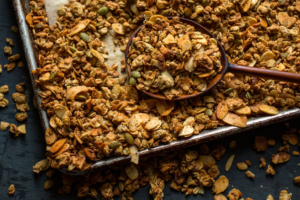 HOW TO MAKE NUT AND COCONUT GRANOLA