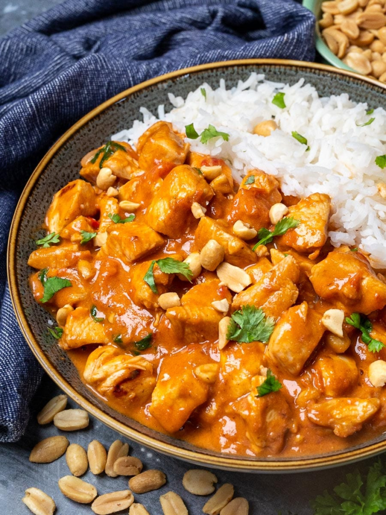 HOW TO MAKE PEANUT BUTTER CHICKEN