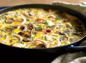 HOW TO MAKE SAUSAGE AND MUSHROOM FRITTATA