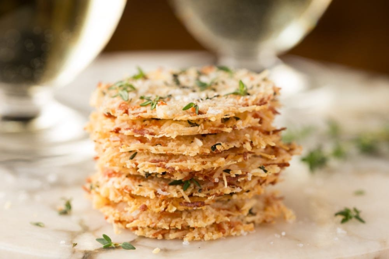 PECORINO-ROMANO CRISPS WITH THYME RECIPE